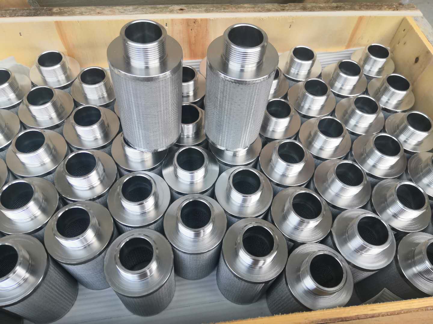 不锈钢烧结网滤芯a